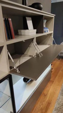 Parete attrezzata Flexus Giellesse in stile moderna a prezzo scontato