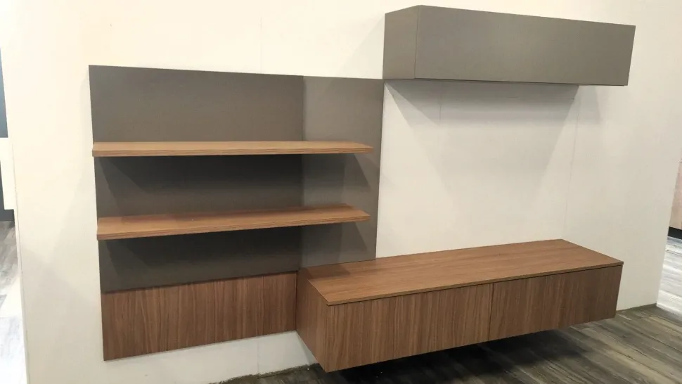 Parete attrezzata Golf dell'azienda Colombini casa con un ribasso esclusivo