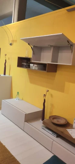 Parete attrezzata Horizon di Mobilgam scontata del 45%