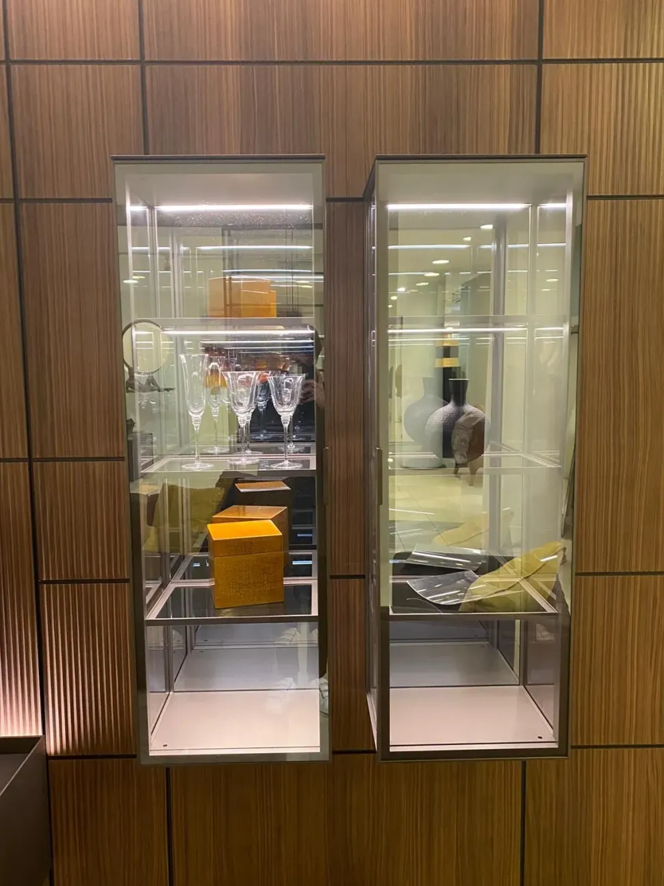 Parete attrezzata in stile design Modulor di Rimadesio in Offerta Outlet