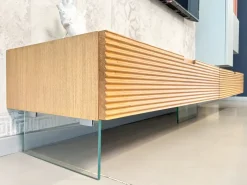 Parete attrezzata in stile moderna Parete tv di Devina nais a prezzo Outlet