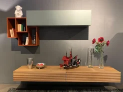 Parete attrezzata modello Composizione zero.16  di Devina nais: richiedi il prezzo