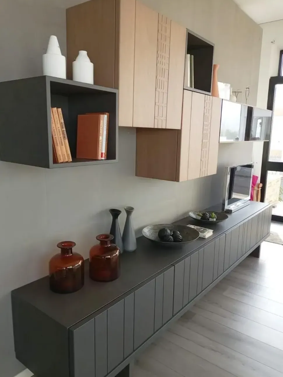 Parete attrezzata Modular system di Modo 10 in OFFERTA OUTLET