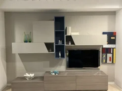 Parete attrezzata Pratico Santalucia in stile moderno a prezzo scontato