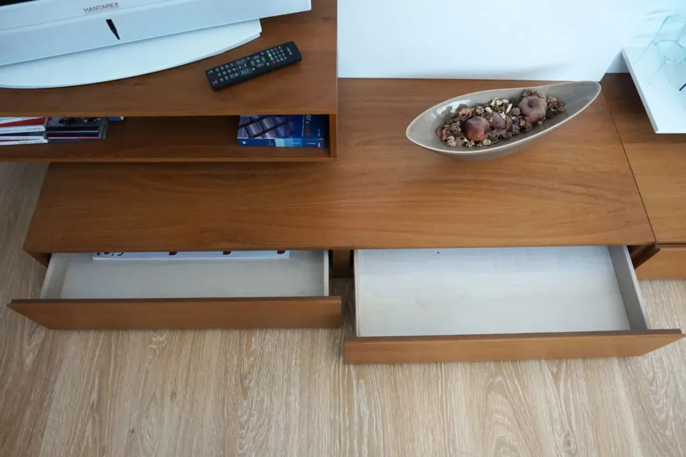 Parete attrezzata Soggiorno presotto mod. modus Presotto in stile moderna a prezzo scontato