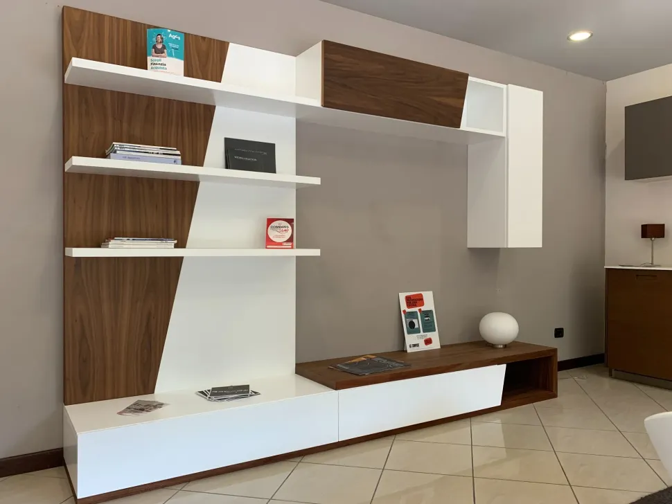 Parete attrezzata Traverso della marca Artigianale con un ribasso esclusivo