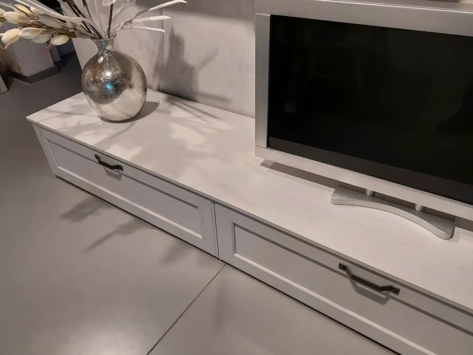 Parete attrezzata York Stosa in stile classico a prezzo scontato