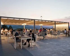 Pergotenda a marchio Artigianale modello Onda 90 waterproof SCONTATA