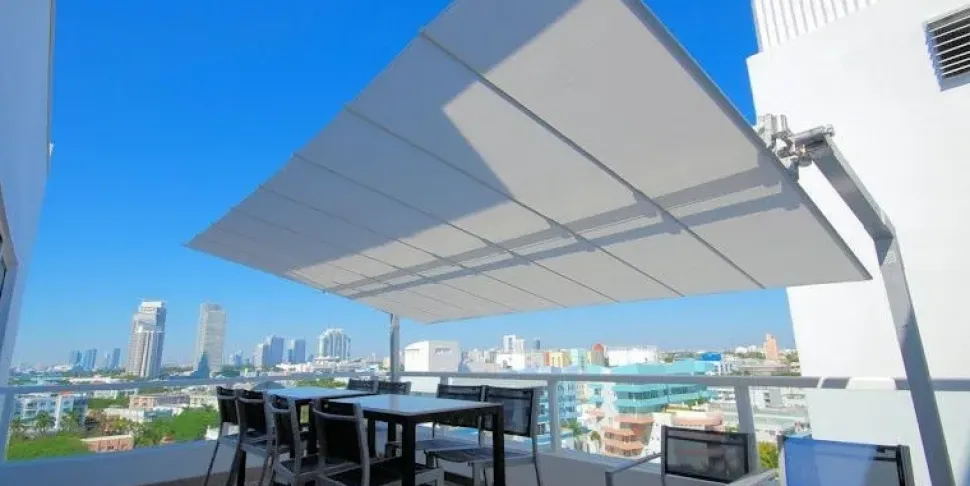 Pergotenda a marchio Fim modello Flexy SCONTATA