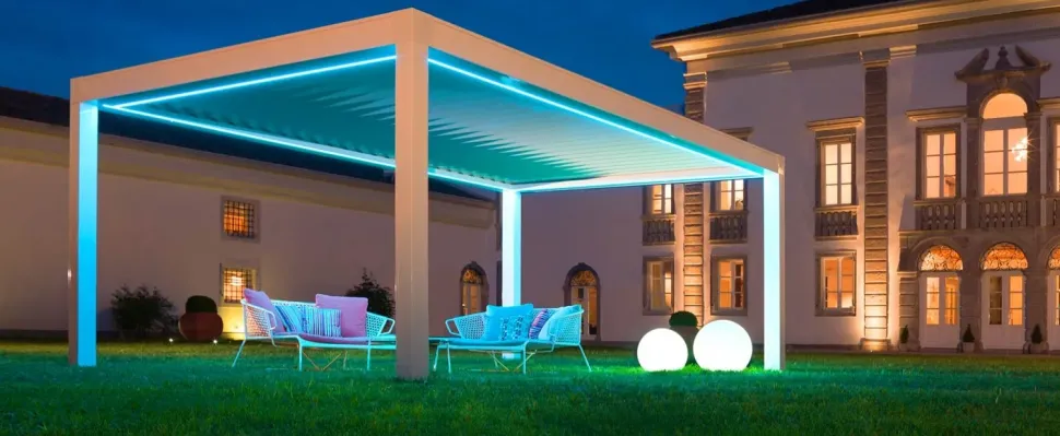 Pergotenda a marchio Pratic modello Opera SCONTATA