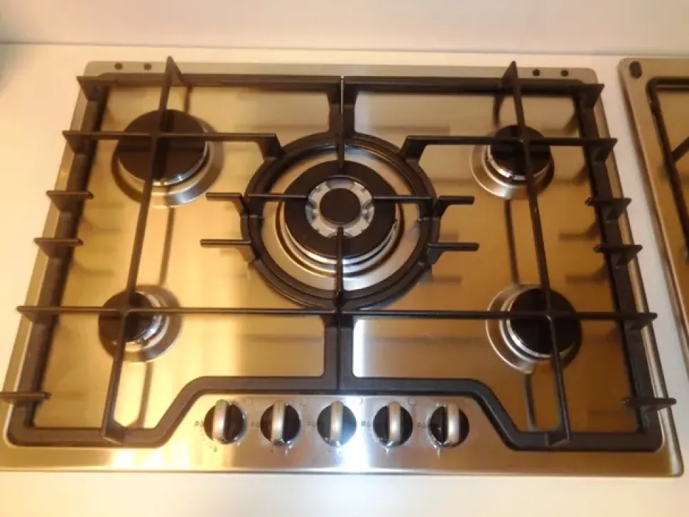 Piano cottura modello Rex elettrolux px 075 ov di Electrolux con forte sconto