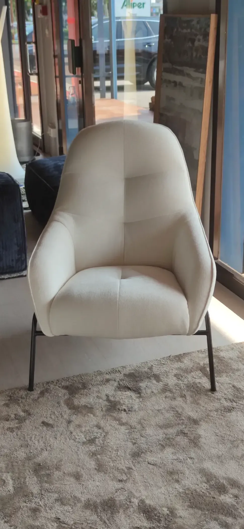 Poltrona con seduta fissa Ariel Max divani a prezzo Outlet