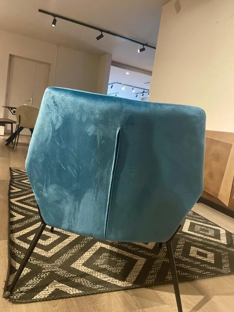 Poltrona con seduta fissa Poltrona gin Stones in Offerta Outlet