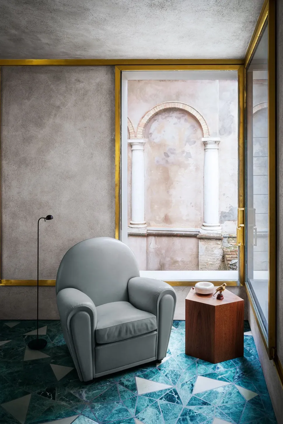 Poltrona con seduta fissa Vanity fair Poltrona frau a prezzo Outlet