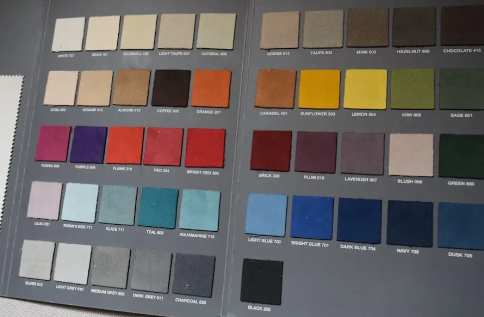 Poltrona con seduta fissa Felicity Egoitaliano a prezzo scontato