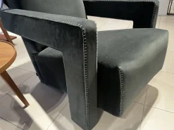 Poltrona con seduta fissa Utrecht Cassina a prezzo scontato