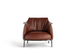 Poltrona con seduta fissa Archibald Poltrona frau a prezzo scontato