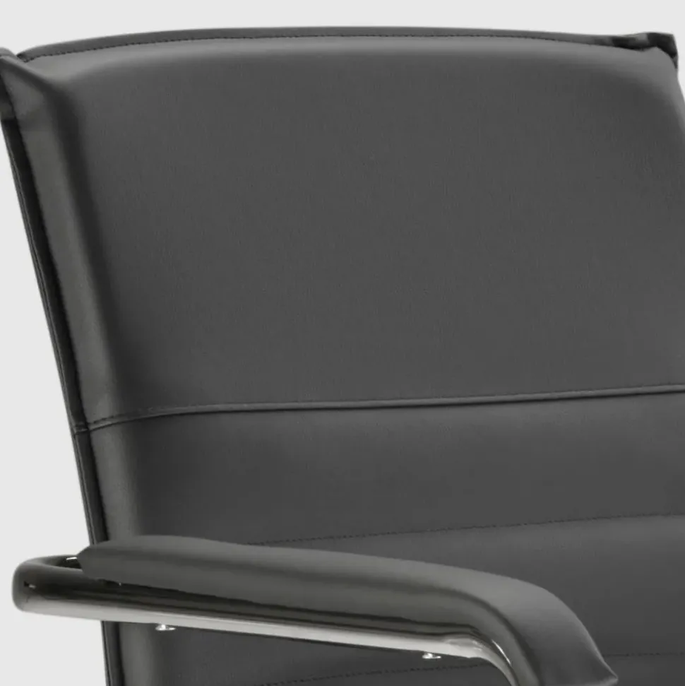 Poltrona Cubika48: consegna in 48h. Richiedi prezzo riservato!