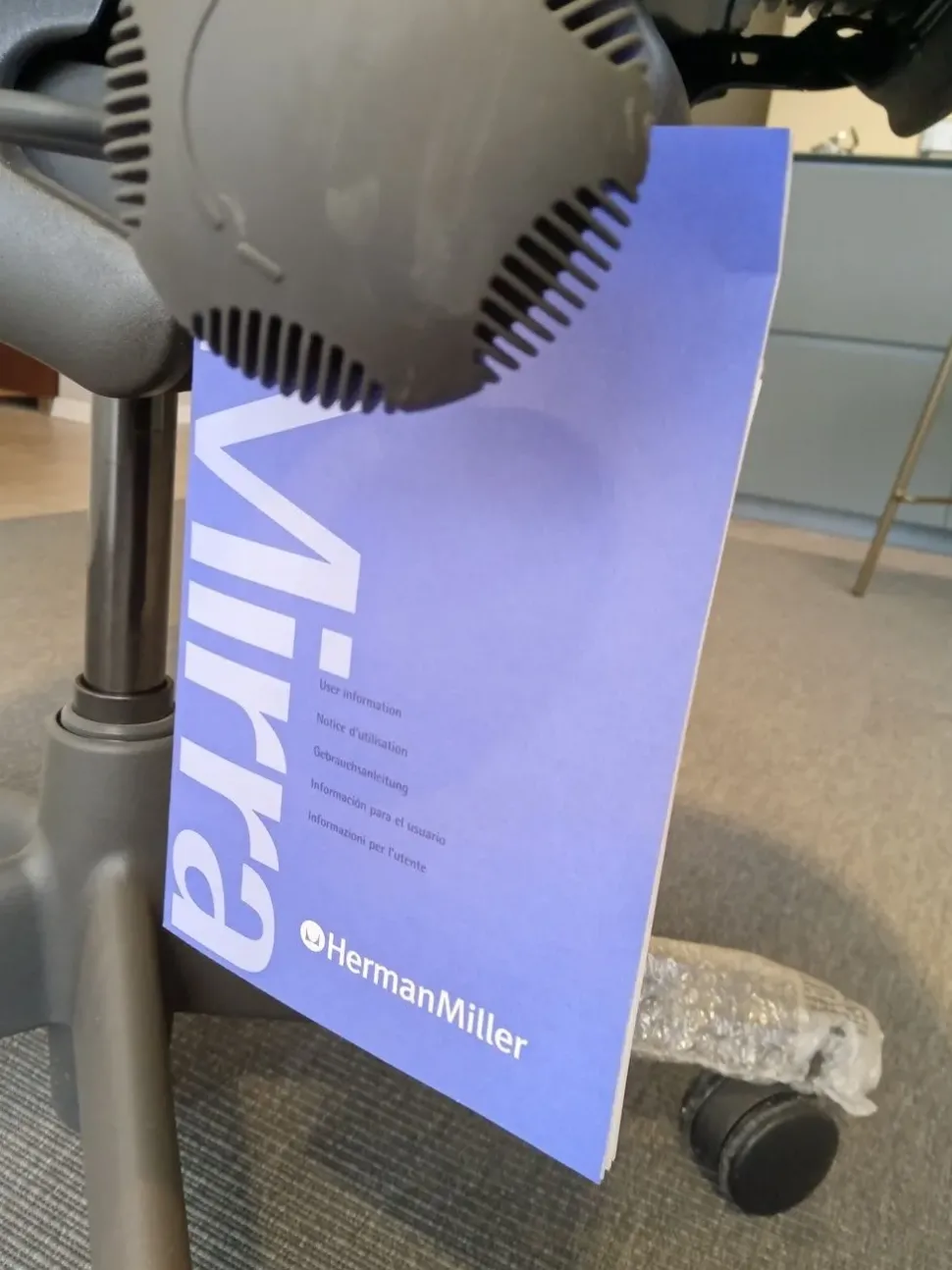 Poltrona da ufficio Mirra in metallo Hermann miller in Offerta Outlet