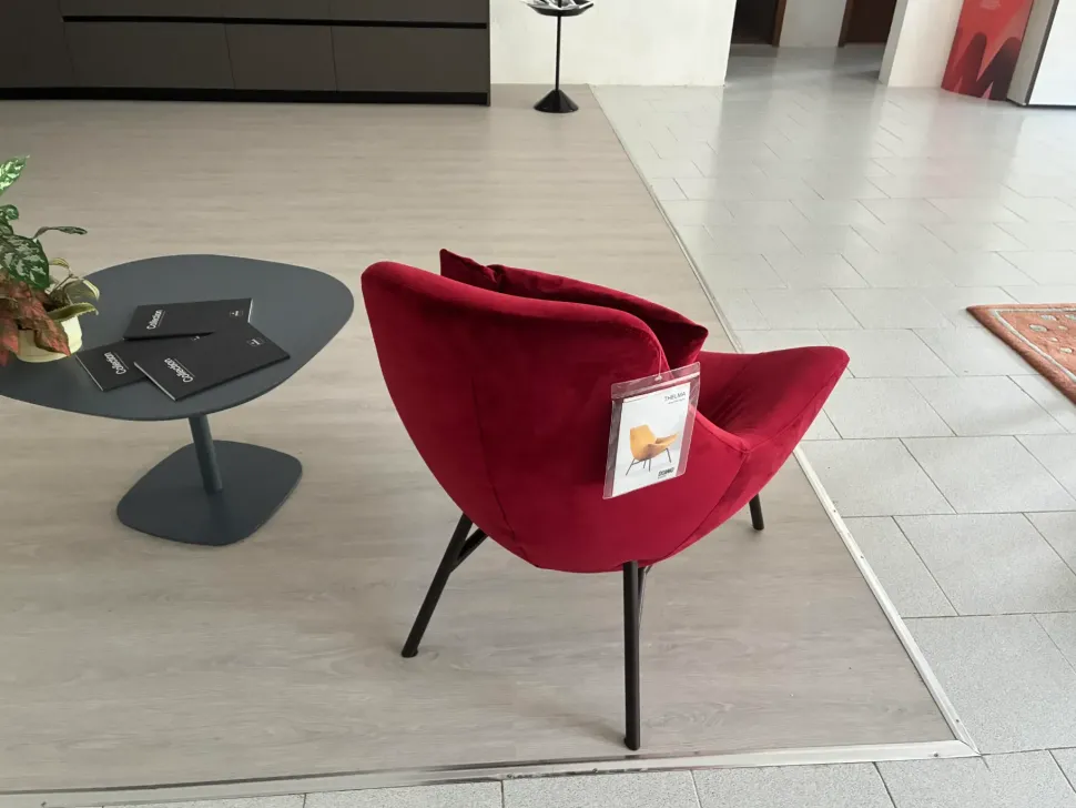 Poltrona in Microfibra Thelma Doimo salotti in Offerta Outlet