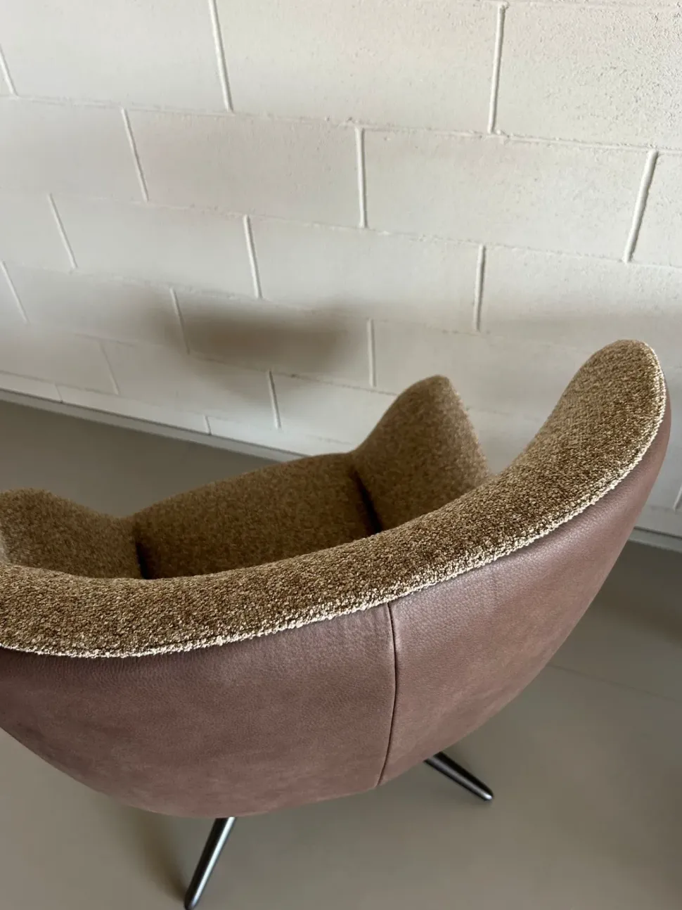 Poltrona in Pelle Mad joker Poliform a prezzo scontato