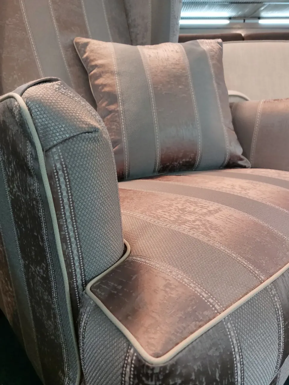 Poltrona in stile classica Vogue Cavadivani in Offerta Outlet