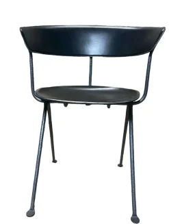 Poltrona in stile design Poltroncina officina inpelle nera magis Magis in Offerta Outlet