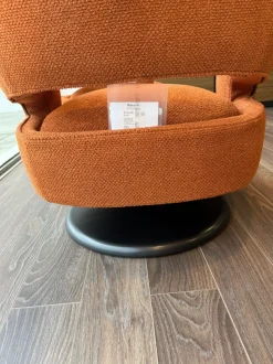 Poltrona in stile design Linea Molteni & c in Offerta Outlet