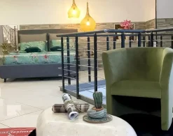 Poltrona in stile design 01 Artigianale in Offerta Outlet