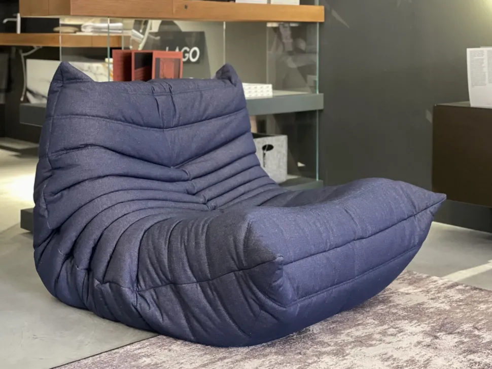 Poltrona in stile design Togo Ligne roset in Offerta Outlet