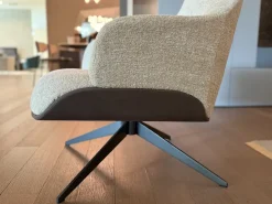 Poltrona in stile moderna Kensington Molteni & c in Offerta Outlet