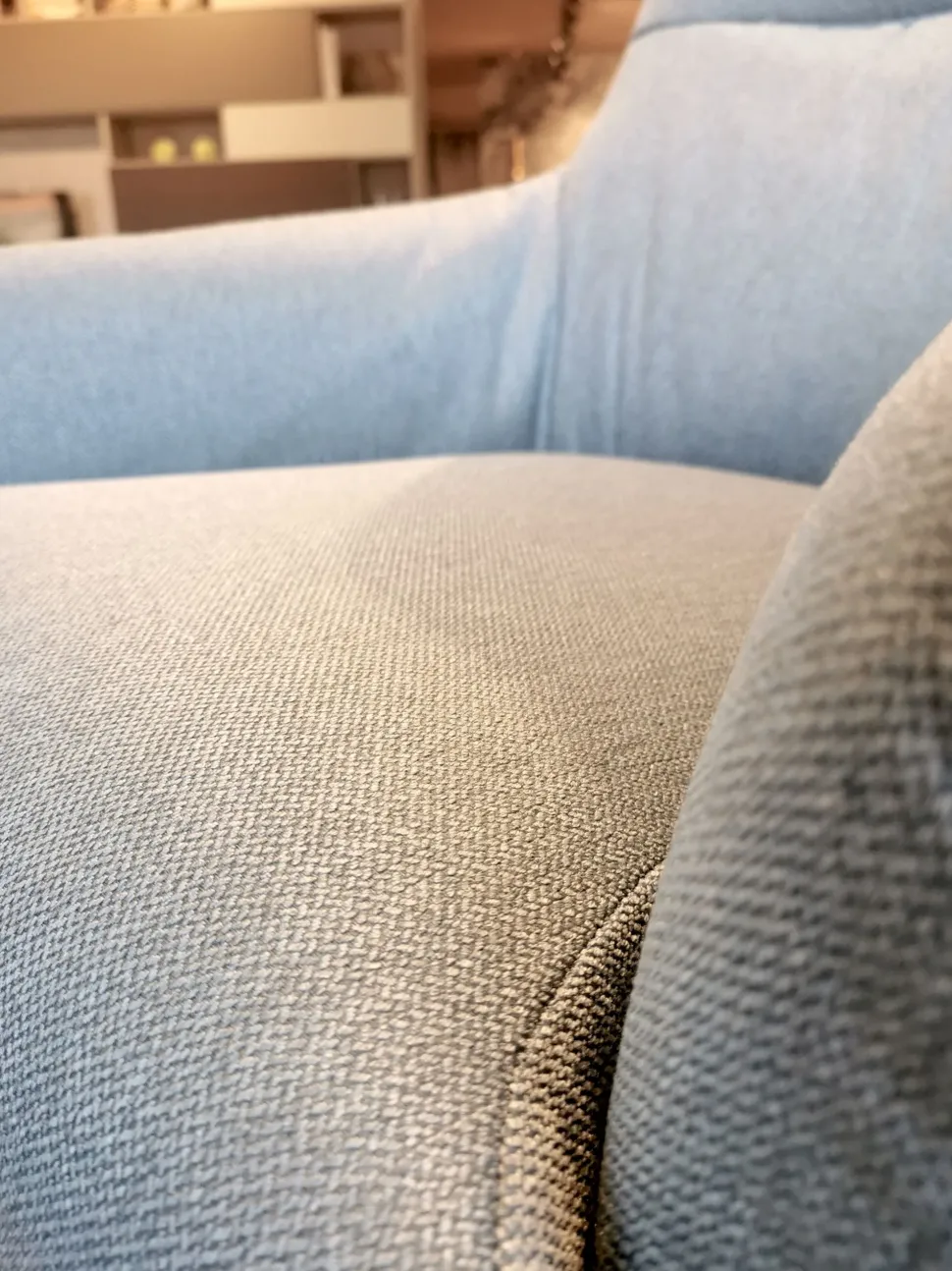 Poltrona in stile moderno Bangkok Le comfort in Offerta Outlet