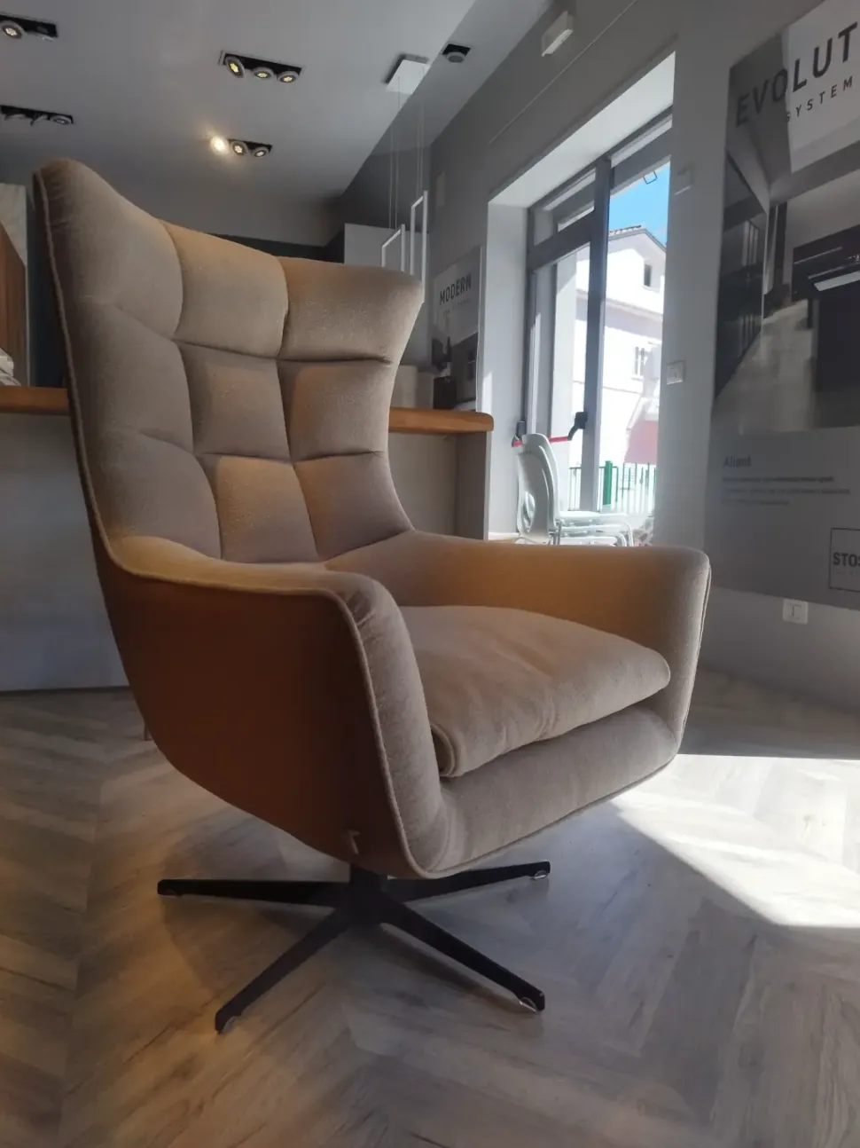 Poltrona in stile moderno Poltrona siwel calia spedibile Calia in Offerta Outlet