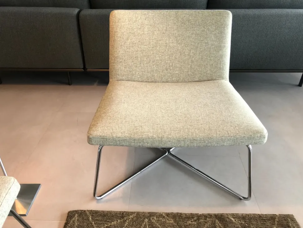 Poltrona in Tessuto Acam area Collezione esclusiva a prezzo scontato