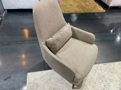 Poltrona in Tessuto Gemma Samoa a prezzo scontato