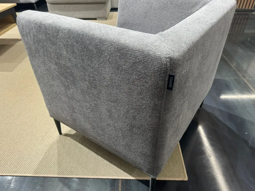 Poltrona in Tessuto Letizia Gamma in Offerta Outlet