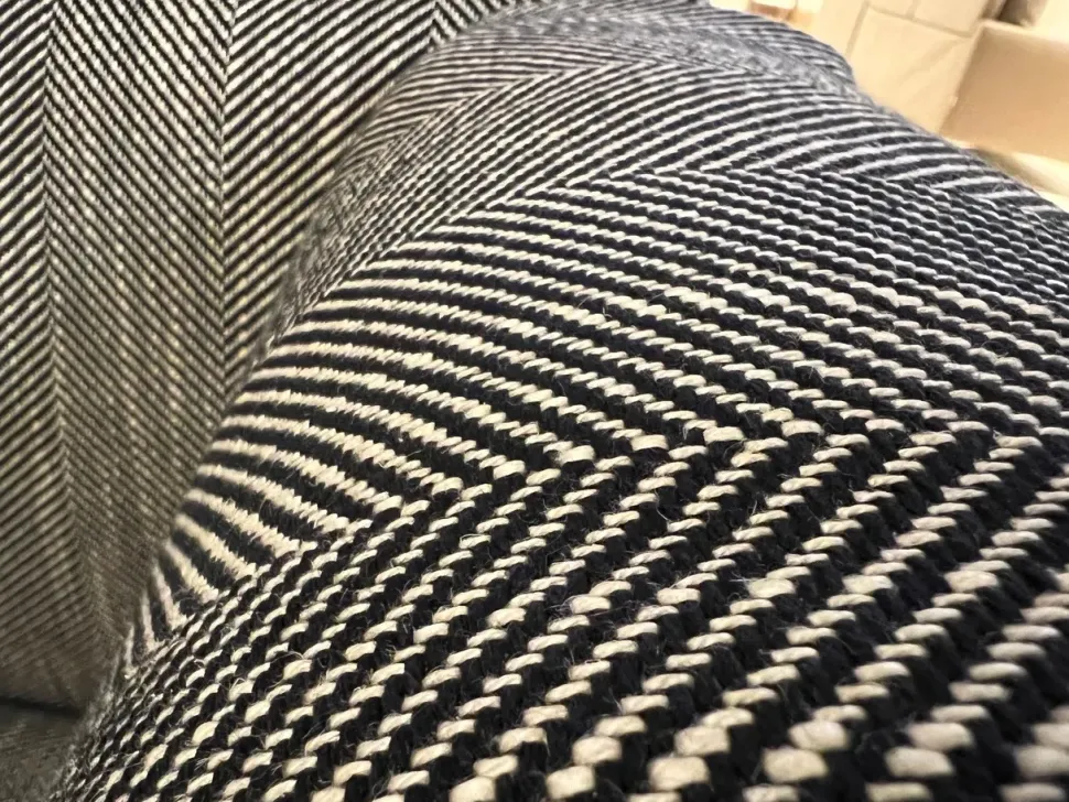 Poltrona in Tessuto Onni Novamobili in Offerta Outlet