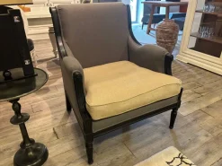 Poltrona in Tessuto Poltrona Dialma brown a prezzo scontato