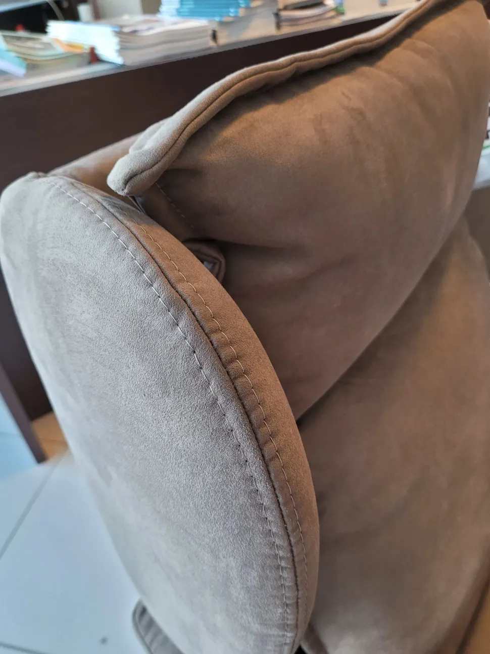 Poltrona Karol 2021 con movimento relax a marchio Vitarelax con uno sconto imperdibile