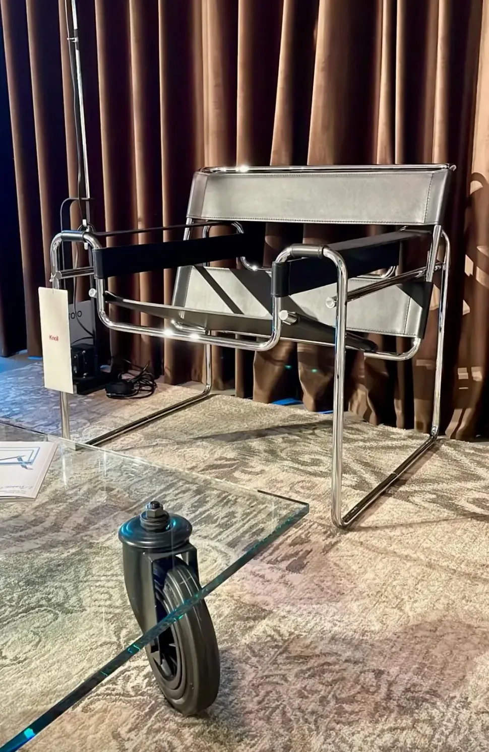 Poltrona Knoll wasilly Knoll in Pelle SCONTATA