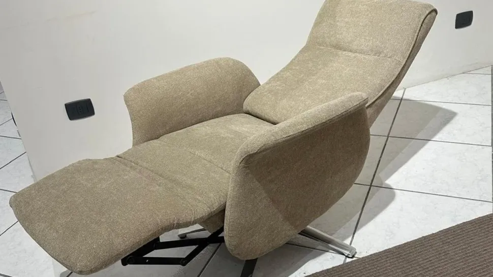 Poltrona Mary La casa moderna in Tessuto SCONTATA