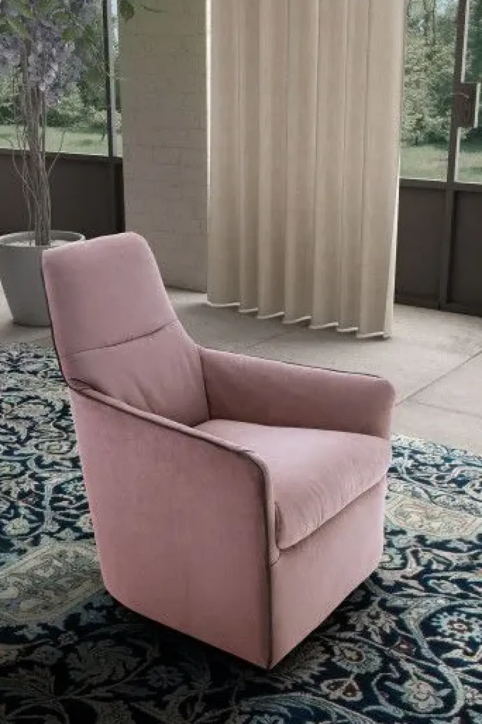 Poltrona modello Bangkok Collezione esclusiva con forte sconto