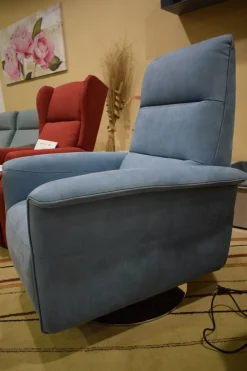 Poltrona modello Kelly Collezione esclusiva con forte sconto