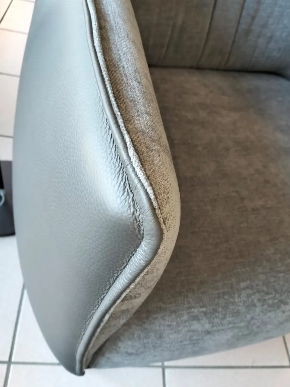 Poltrona modello Passion Kermes ad un prezzo conveniente