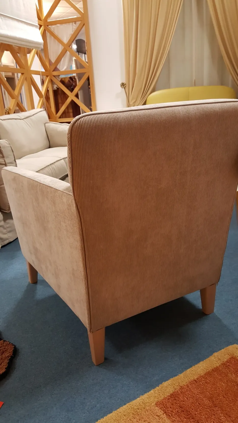 Poltrona modello Vivienne Cavadivani ad un prezzo imperdibile