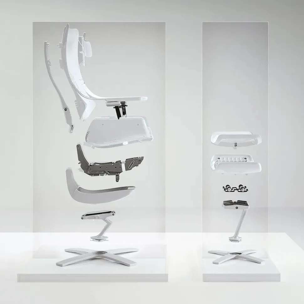 Poltrona relax Con poggiapiedi Re-vive quilted queen Natuzzi a prezzo Outlet