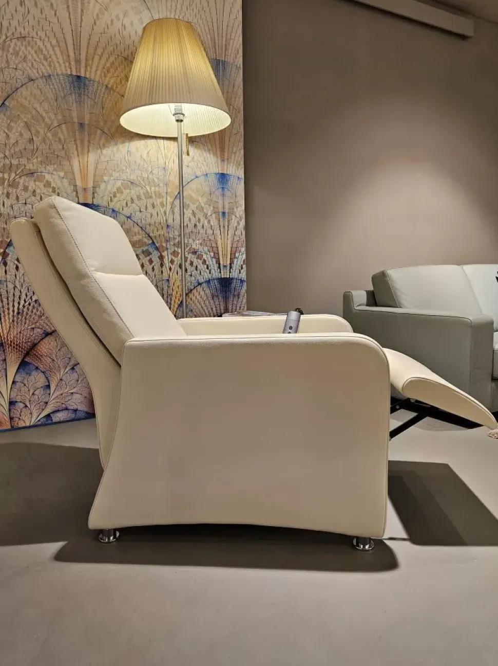 Poltrona relax modello Helena a marchio Divanidea a prezzi convenienti