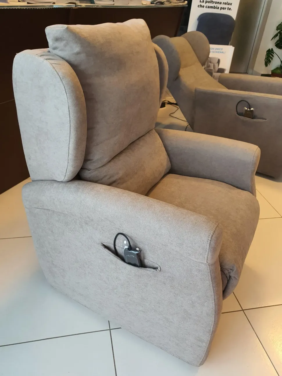 Poltrona relax modello Multipla 2023 a marchio Vitarelax con forte sconto