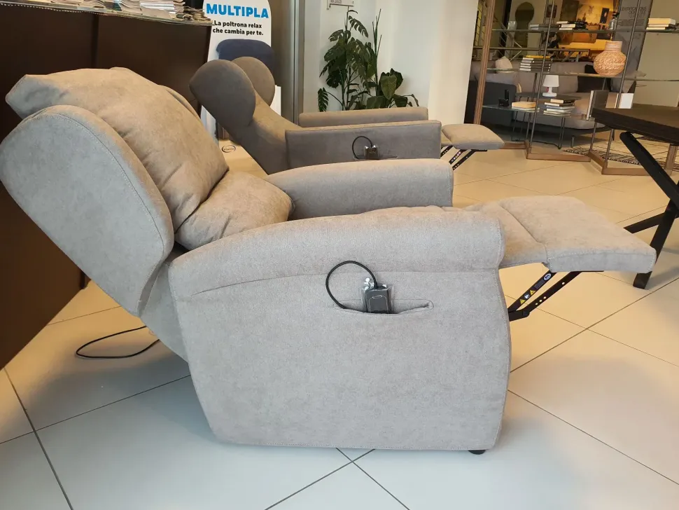Poltrona relax modello Multipla 2023 a marchio Vitarelax con forte sconto