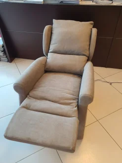 Poltrona relax modello Multipla 2023 a marchio Vitarelax con forte sconto